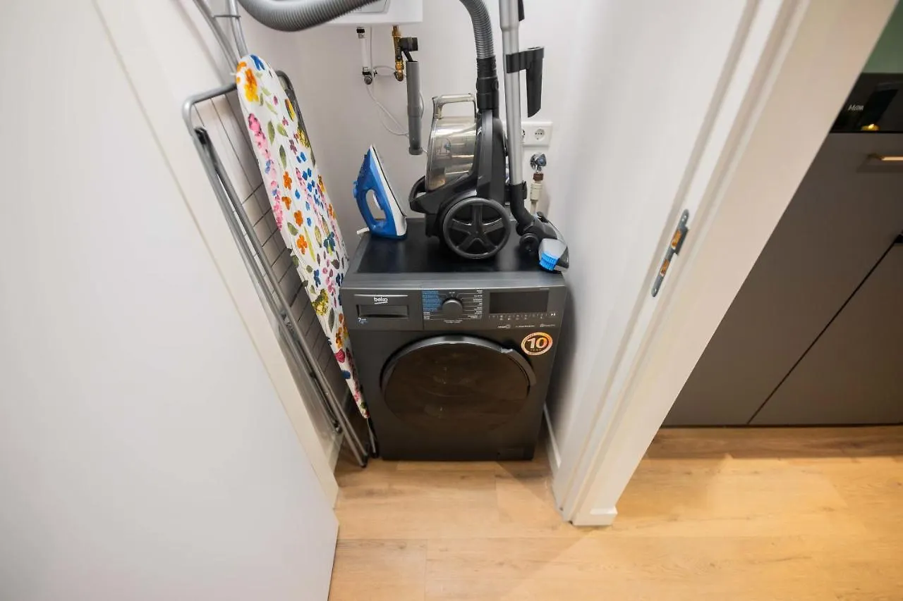 Luxurious 35M2 Designer Studio - R51A Eindhoven