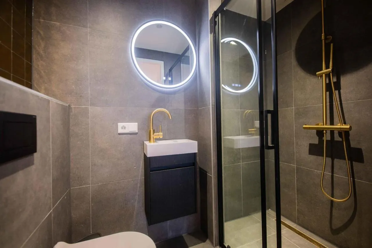 Luxurious 35M2 Designer Studio - R51A Eindhoven Apartment