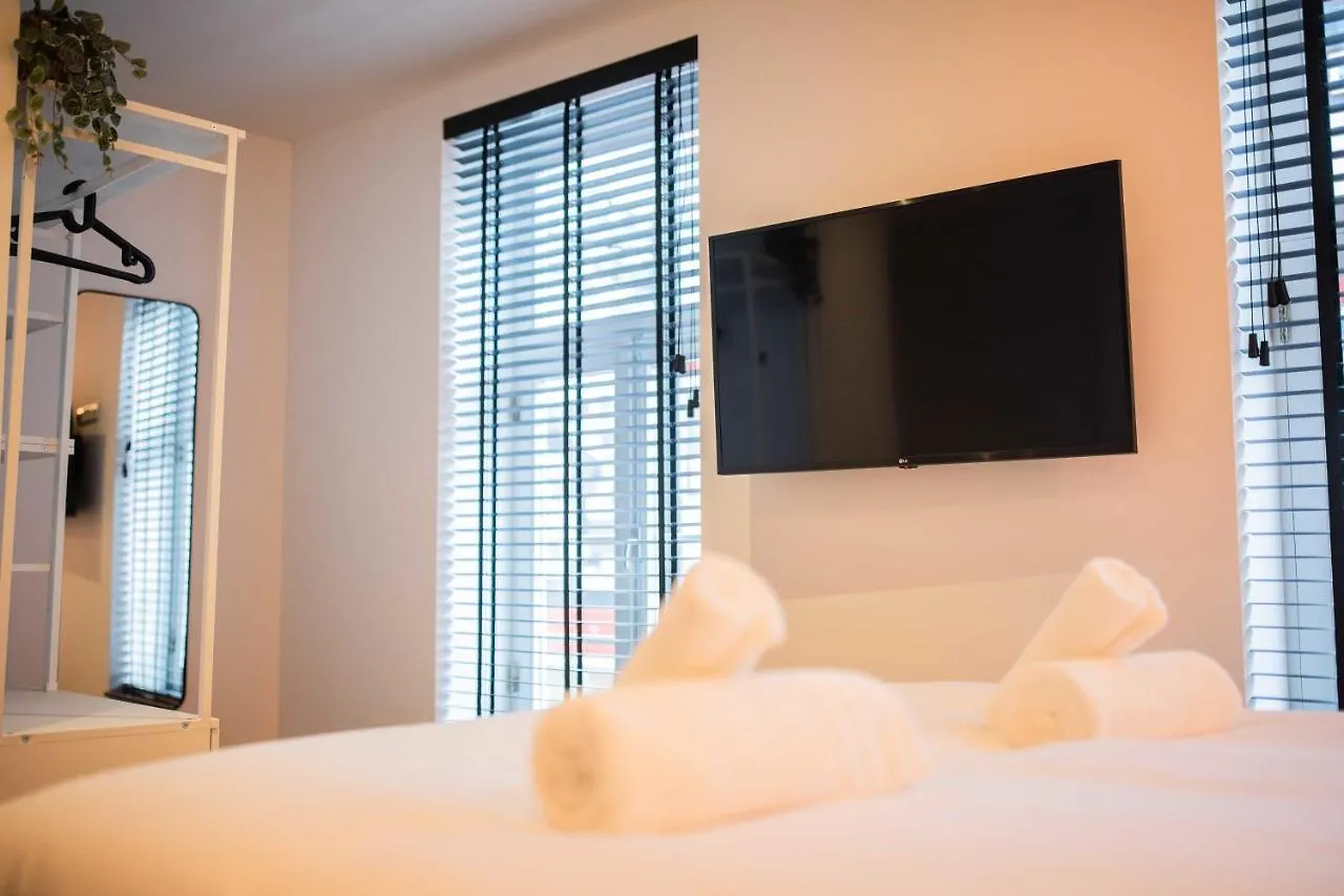 Apartment Luxurious 35M2 Designer Studio - R51A Eindhoven