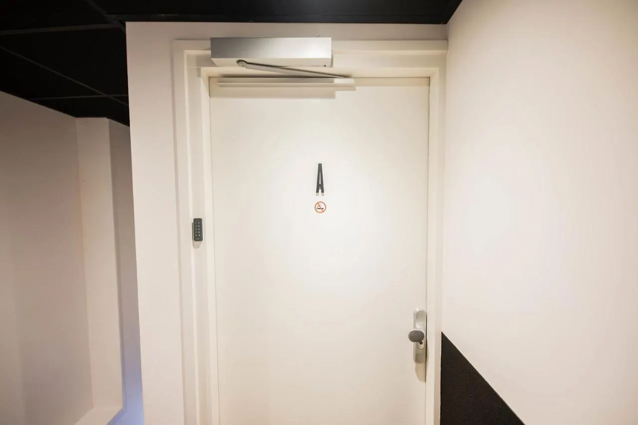 Luxurious 35M2 Designer Studio - R51A Eindhoven